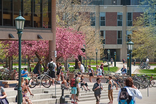 University of Vermont
佛蒙特大學 
